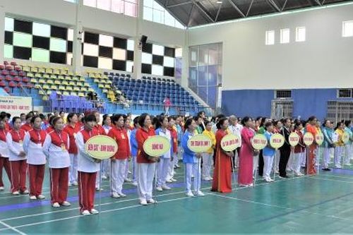 17 câu lạc bộ tranh tài tại Gala và Giải Thể dục dưỡng sinh Lâm Đồng mở rộng lần thứ V