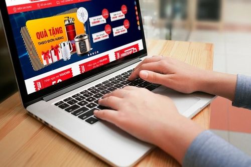 Đề xuất hàng nhập khẩu dưới 1 triệu đồng qua sàn thương mại điện tử được miễn thuế