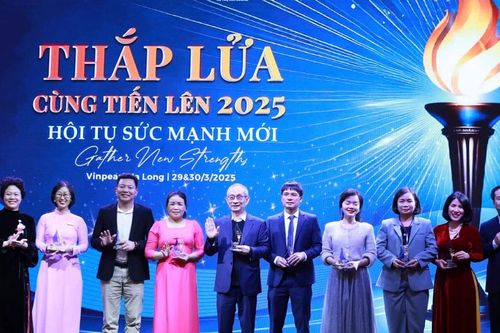 Khai mạc hội thảo 'Thắp lửa cùng tiến lên 2025': Hội tụ sức mạnh mới