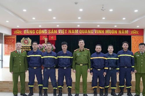 Công an Hà Nội cử 6 chiến sĩ tinh nhuệ sang Myanmar hỗ trợ