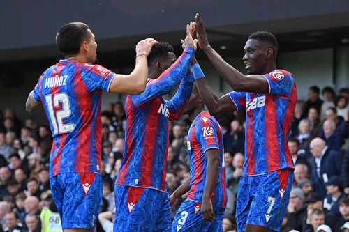 Crystal Palace và Nottingham Forest vào bán kết FA Cup