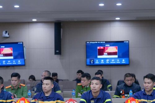 Thứ trưởng Bộ Công an: 'Sang Myanmar giúp bạn như giúp mình'