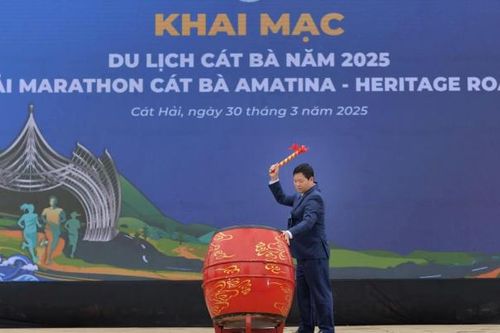 Hải Phòng: Khai mạc du lịch Cát Bà