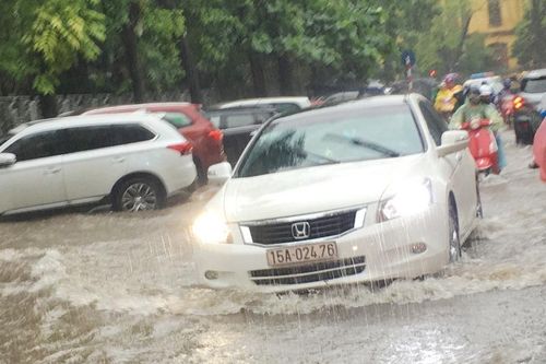 Hà Nội còn 11 điểm ngập úng