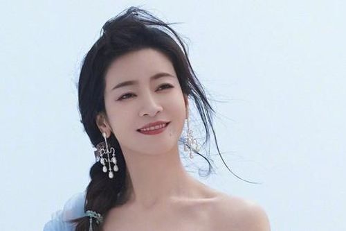 Sao nữ bị ghét nhất 'Hoàn Châu cách cách' bị tố chiêu trò