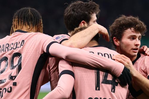 PSG 'bỏ túi' sớm danh hiệu Ligue 1, Luis Enrique đi vào lịch sử