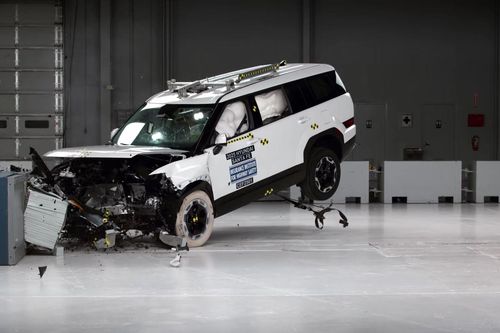 Hyundai gây bất ngờ trên bảng xếp hạng an toàn IIHS 2025, xe Volvo vắng bóng