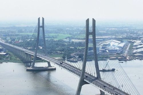 Những cây cầu dây văng kết nối vùng đất Chín Rồng