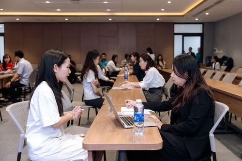 TP Hồ CHí Minh: Hơn 5.000 việc làm dành sinh viên và người lao động