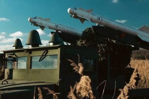 Ukraine ra mắt vũ khí mới: 'Quái thú' mang tên lửa R-73