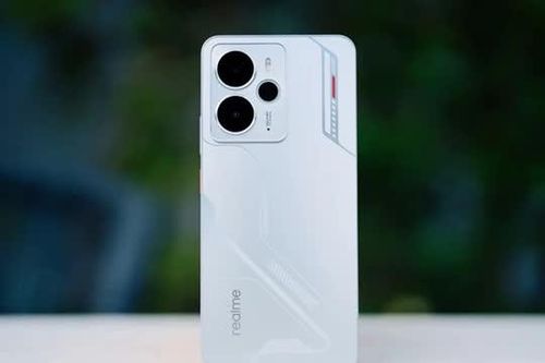 Smartphone gaming hỗ trợ chống nước, RAM 12GB, pin 6.000mAh, giá dễ tiếp cận