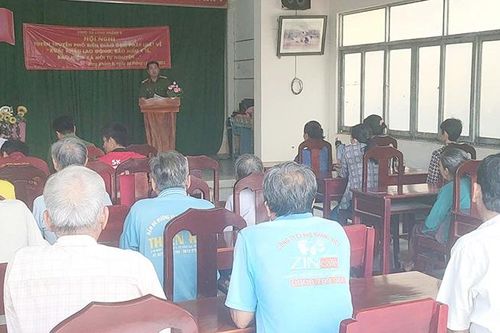 Đẩy mạnh công tác phổ biến, giáo dục pháp luật đến với người dân