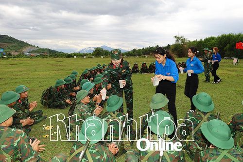 Tân binh trên thao trường huấn luyện