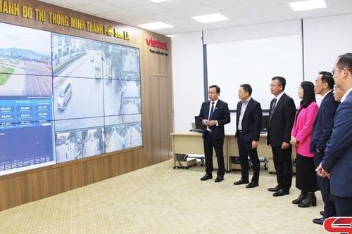 Quyết liệt, sáng tạo trong cải cách hành chính