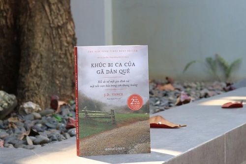 'Khúc bi ca của gã dân quê' - hồi ký của Phó Tổng thống Mỹ J.D.Vance