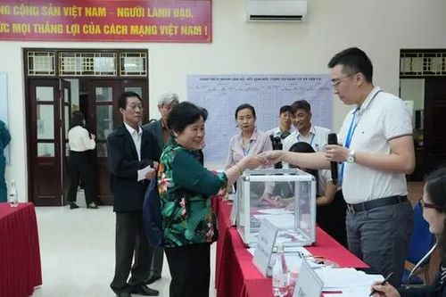 Cư dân chung cư 51 Huỳnh Thúc Kháng bốc thăm tái định cư