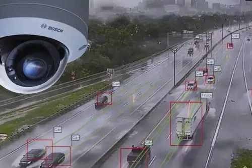 Hà Nội có 3.700 'mắt thần' phủ khắp đường phố
