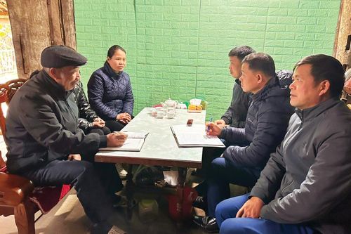 Phát huy vai trò người có uy tín trong đồng bào dân tộc thiểu số
