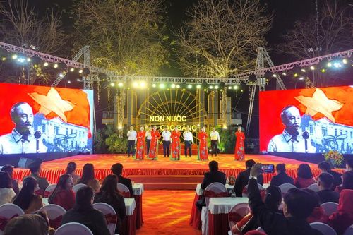 Chương trình nghệ thuật kỷ niệm 95 năm Ngày thành lập Chi bộ Đảng Cộng sản đầu tiên của tỉnh