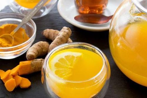 Uống trà nghệ hàng ngày có tác dụng gì?