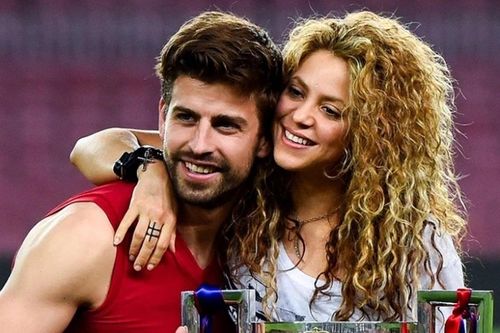 Pique vẫn khiến Shakira đau đớn