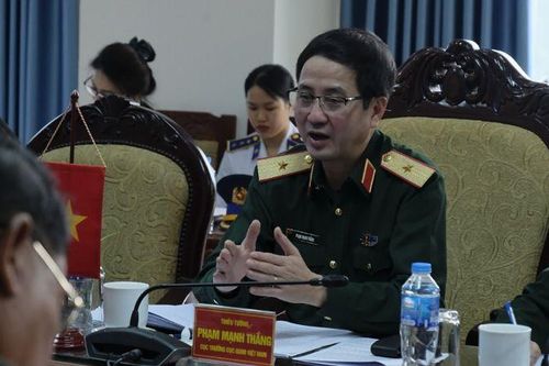 Cục Gìn giữ hòa bình Việt Nam tiếp Phó Tổng Tham mưu trưởng Quân đội nhân dân Lào