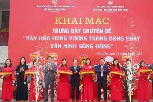 Trưng bày chuyên đề 'Văn hóa Hùng Vương trong dòng chảy văn minh sông Hồng'