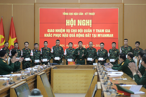 Đội Quân y khẩn trương đi Myanmar cứu trợ thảm họa