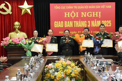 Thượng tướng Trịnh Văn Quyết chủ trì Hội nghị giao ban Tổng cục Chính trị tháng 3