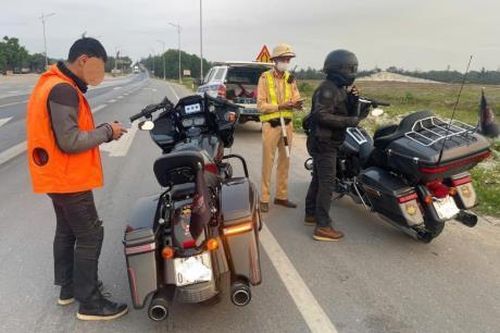 Xử lý nhóm Biker gây mất ATGT