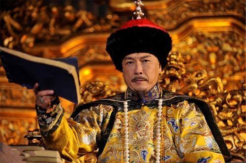 Càn Long còn có tài năng gì ngoài sở thích ăn chơi?