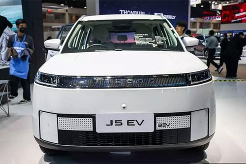 'Mục sở thị' Jaecoo J5 EV - SUV điện như Range Rover Evoque