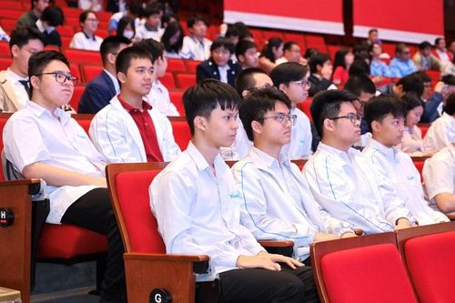 Công bố kết quả thi chọn đội tuyển dự thi Olympic khu vực, quốc tế năm 2025