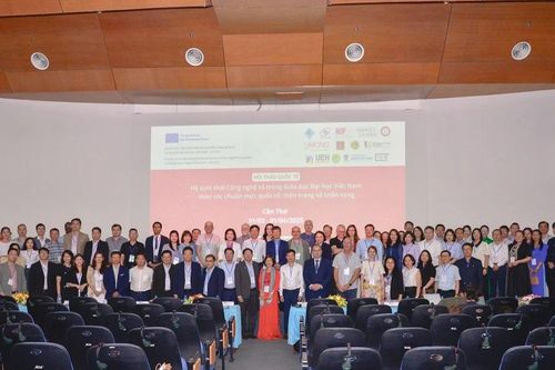 Thúc đẩy hệ sinh thái công nghệ số trong giáo dục đại học Việt Nam
