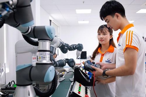 Cơ hội cho thanh niên có hoàn cảnh khó khăn bước vào nền kinh tế số