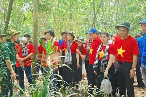Tuổi trẻ Cà Mau viết tiếp câu chuyện hòa bình