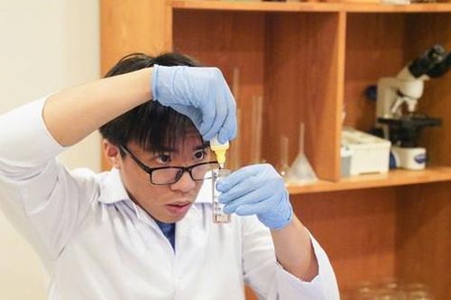 Nam sinh có điểm SAT top 1% thế giới trúng tuyển Đại học Johns Hopkins