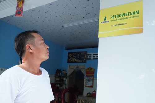 Petrovietnam bàn giao 20 căn nhà Đại đoàn kết: Chung tay xóa nhà tạm, nhà dột nát