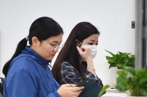 Không nên 'đánh đồng' bằng đại học chính quy với tại chức khi chọn công chức xã