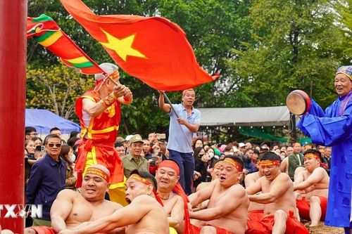 Nghi lễ và thực hành trò chơi Kéo co Ngồi - Đền Trấn Vũ 2025