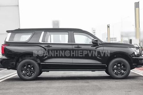 SUV 'trên cơ' Toyota Land Cruiser, trang bị 'đỉnh nóc', giá từ 520 triệu đồng