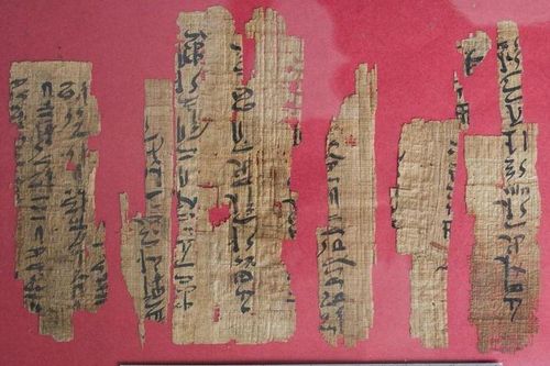Giải mã Berlin Papyrus 3024: Bản thảo toán học vượt thời đại của Ai Cập cổ