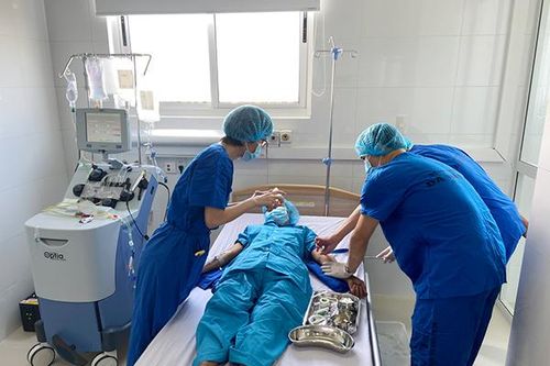 Đà Nẵng: Ghép tế bào gốc tự thân điều trị bệnh đa u tủy xương
