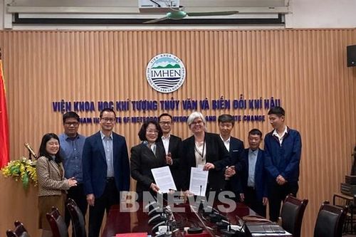 Việt Nam - Bỉ ký kết hợp tác phát triển bền vững và ứng phó biến đổi khí hậu