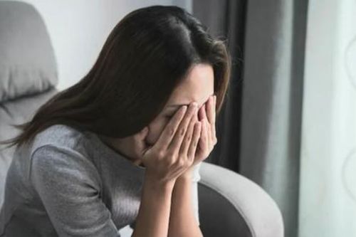 Con gái gửi một bức ảnh lúc nửa đêm, mẹ sáng mai xem được liền rơi vào trầm tư