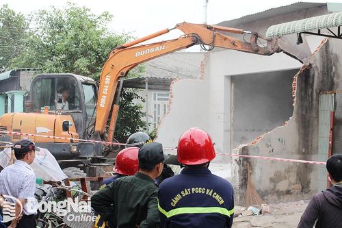 Cưỡng chế công trình đầu tiên để thu hồi đất thực hiện Dự án Đường cao tốc Biên Hòa - Vũng Tàu đoạn qua Biên Hòa