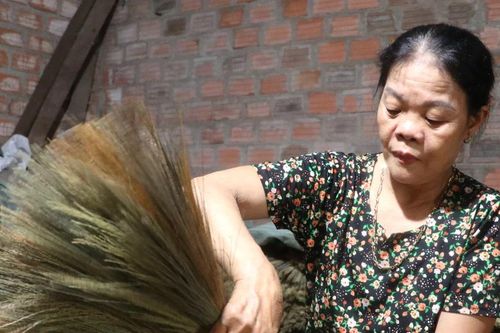 Nghề bó chổi đót ở thị xã An Khê