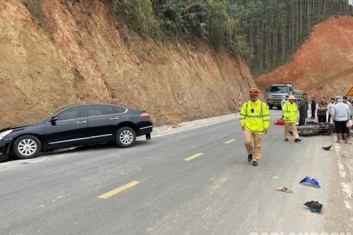 Hai người bị thương do tai nạn giao thông trên tuyến quốc lộ 4A
