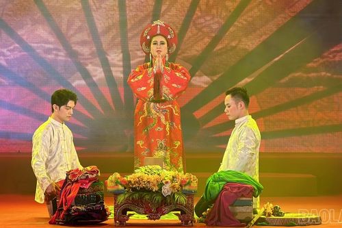 Chương trình nghệ thuật 'Linh thiêng đền Mẫu Lào Cai'