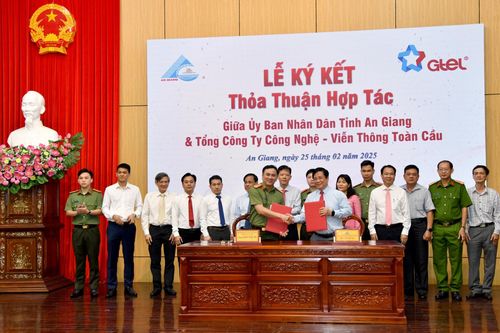UBND tỉnh An Giang ký kết hợp tác với Tổng Công ty Công Nghệ - Viễn thông Toàn cầu (GTEL)